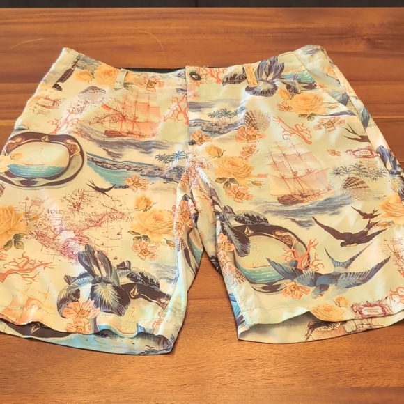 Volcom Men's Oceanic Adventure Board Shorts - Cream and Orange - Picture 1 of 5